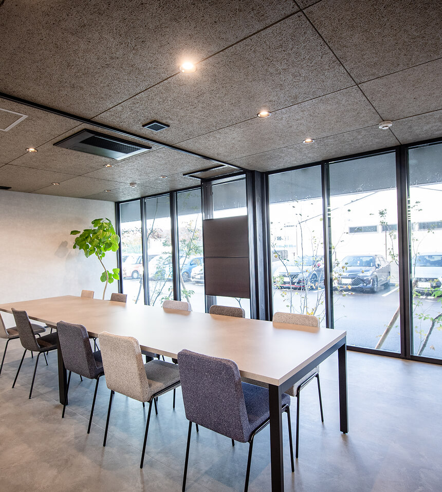 会議室や打ち合わせに使用する大テーブル